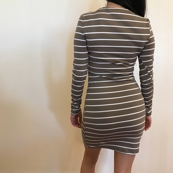 🆕 Taupe Lace Up Front Striped Mini Dress - Picture 6 of 8